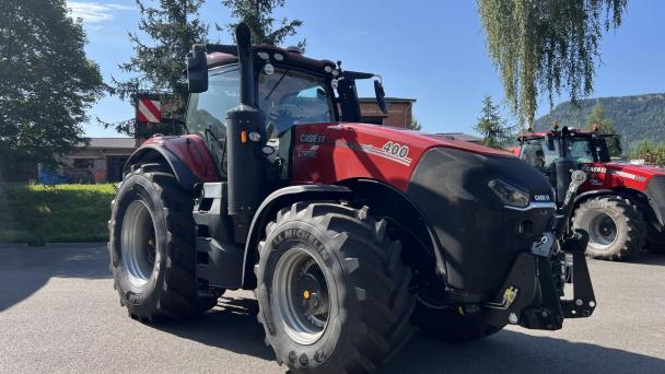 Case IH Magnum 400